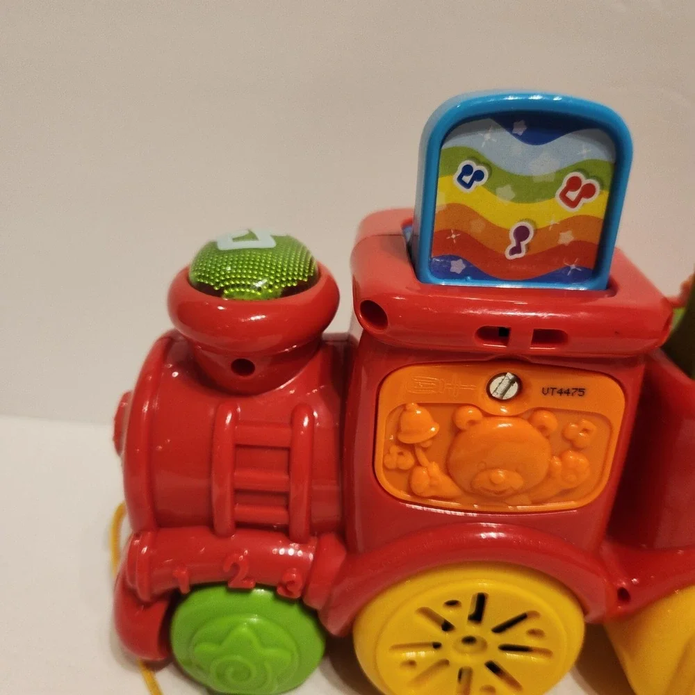 VTech Roll and Surprise Animal Train‎ Music Pop Ups Learning  Works see video